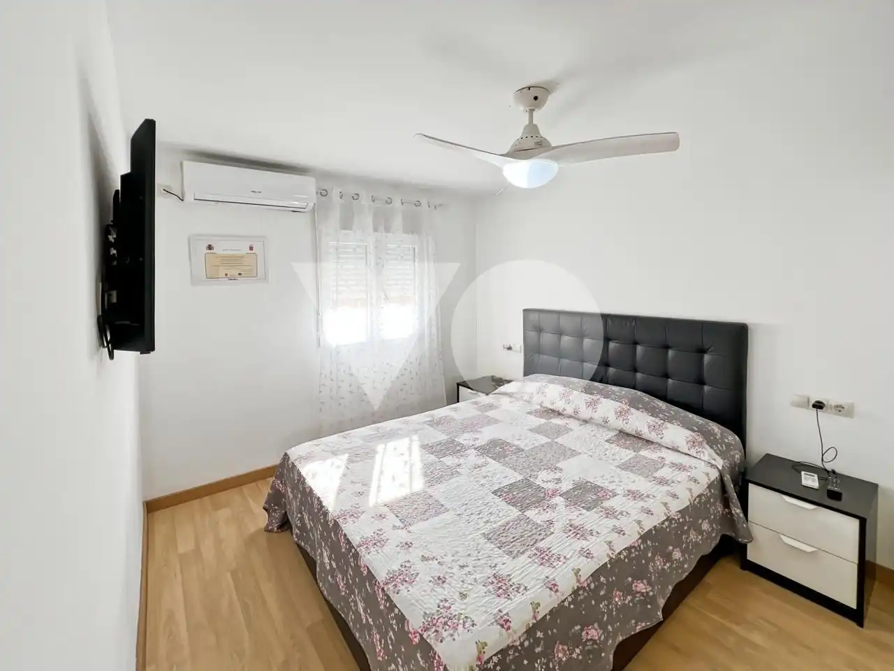 Bedroom of Flat for sale in Madrid  with Air Conditioner and Heating