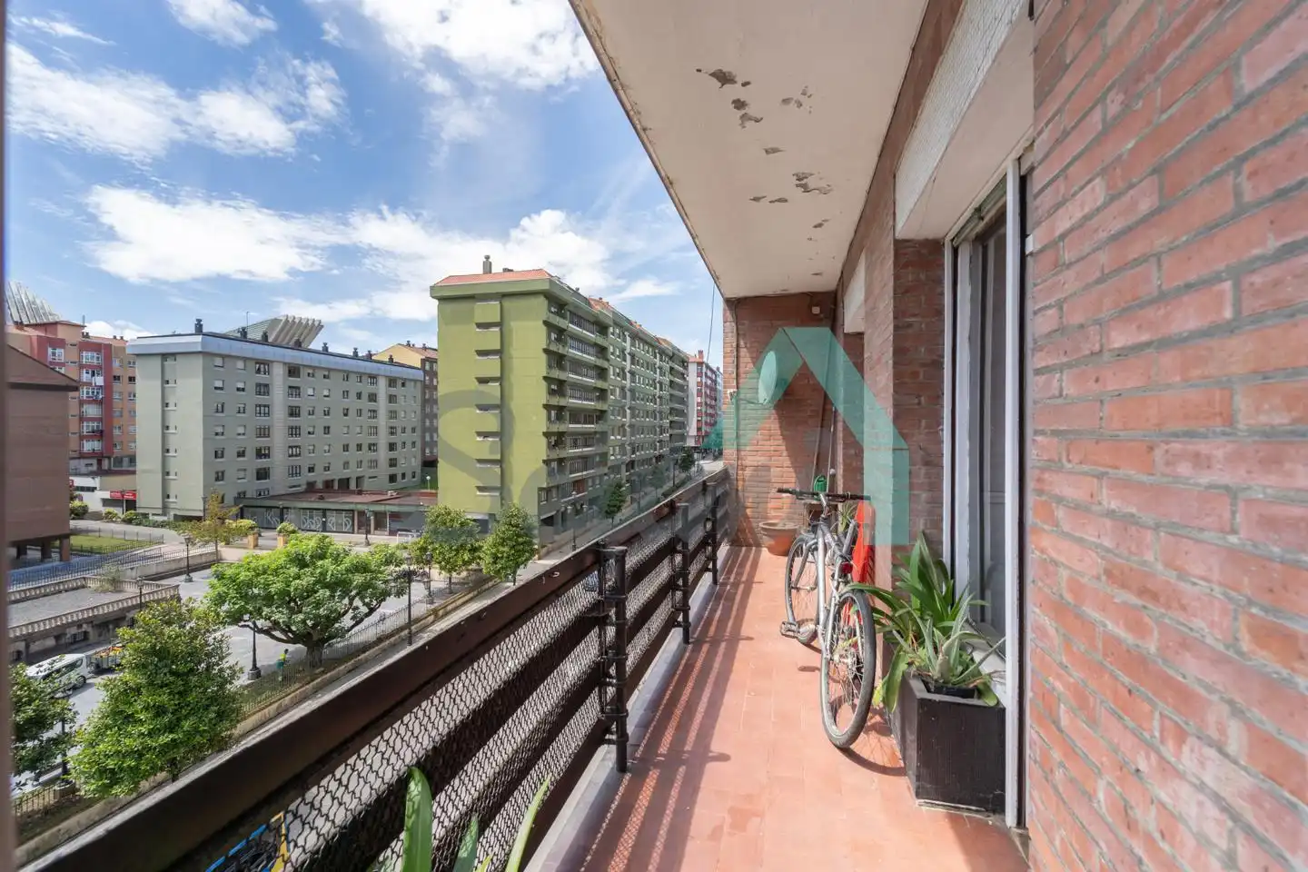 Terraza de Piso en venta en Oviedo  con Calefacción, Parquet y Terraza