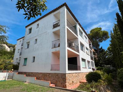 Exterior view of Apartment for sale in Palafrugell  with Air Conditioner and Terrace