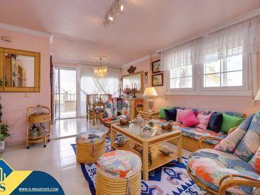 Apartament amb piscina en venda a Playa de los Locos