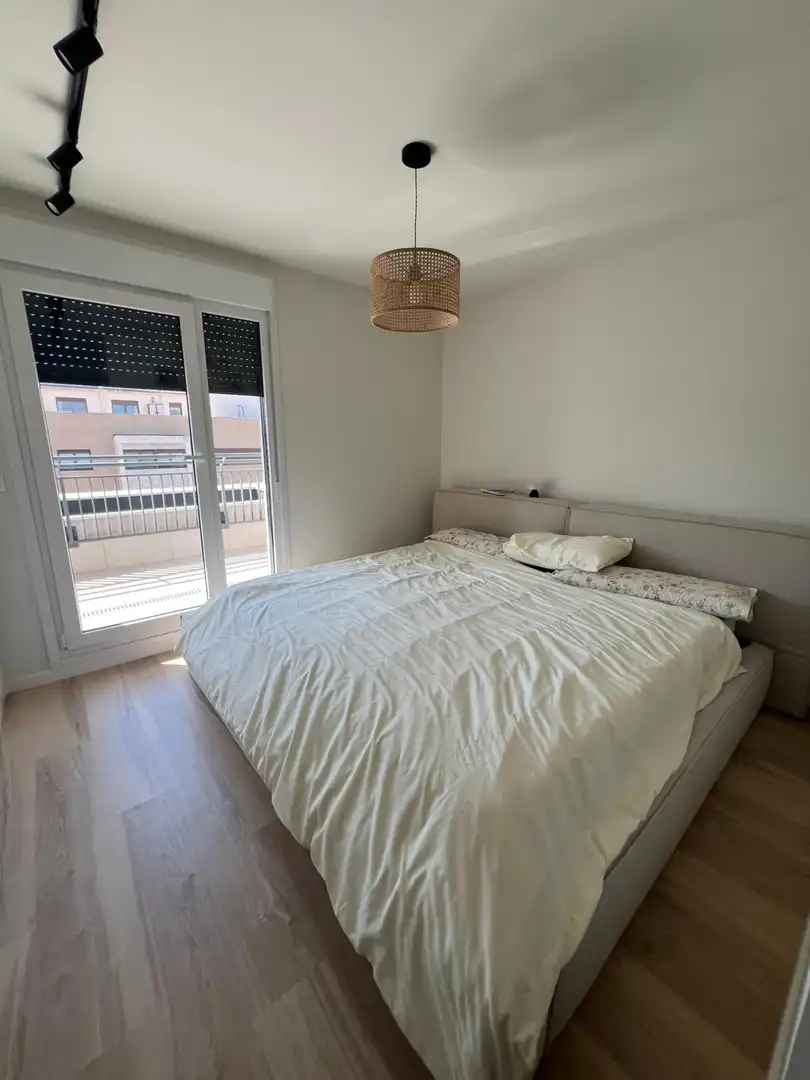Bedroom of Flat for sale in Lardero  with Heating, Private garden and Parquet flooring