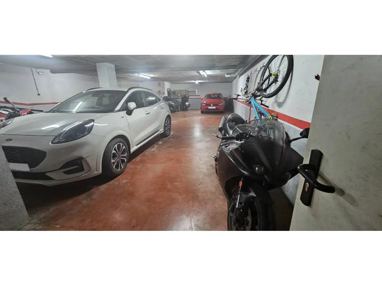 Parking de Piso en venta en Badalona con Aire acondicionado, Calefacción y Terraza