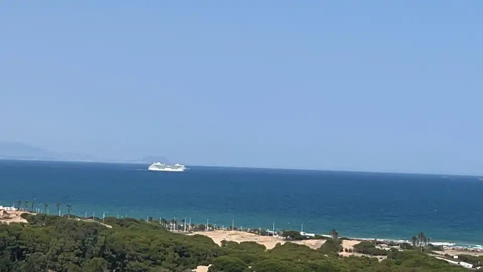 Apartamento de alquiler en Santa Pola con Aire acondicionado, Amueblado y Balcón