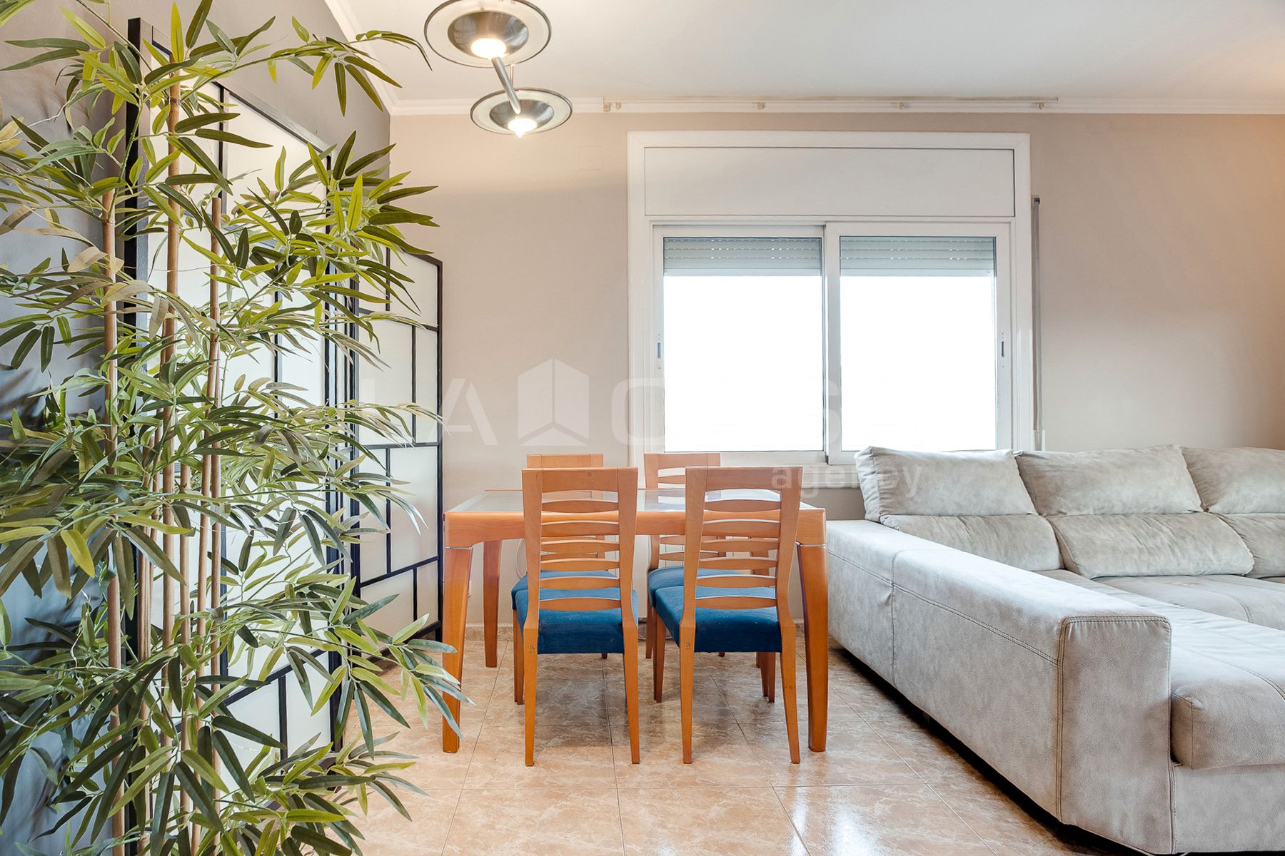 Sala d'estar de Pis en venda en Badalona amb Calefacció i Terrassa