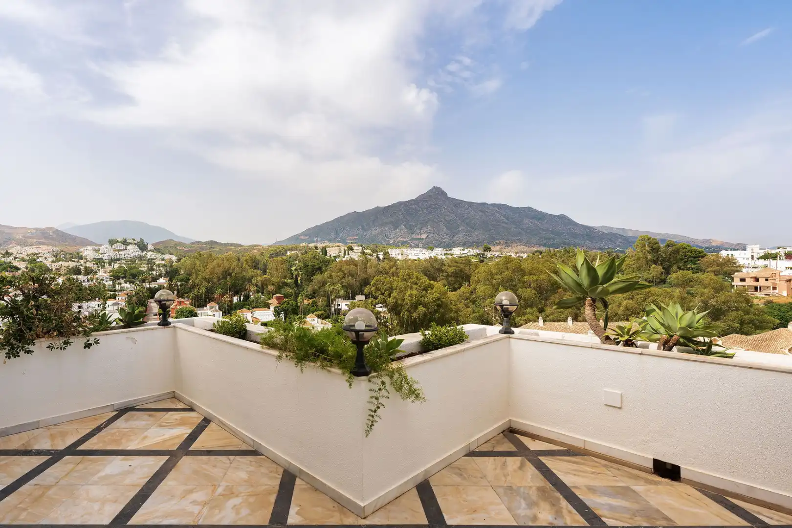 Penthouse mit Terrasse zum Verkauf in Nueva Andalucía, imagen 30