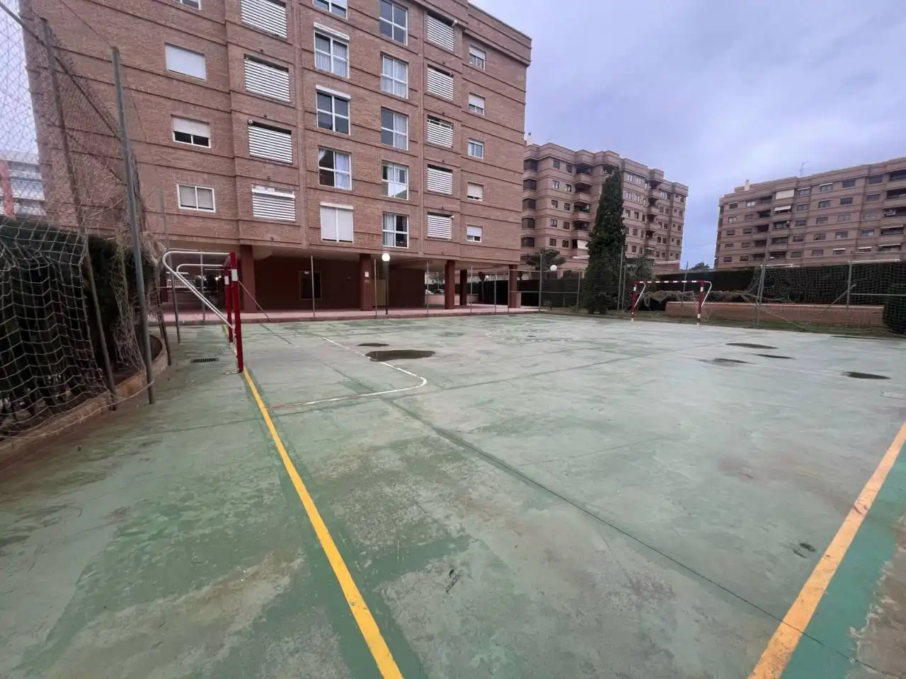 Parkplatz von Wohnung zum Verkauf in Castellón de la Plana / Castelló de la Plana mit Klimaanlage, Abstellraum und Möbliert
