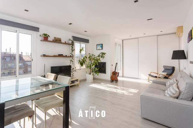 Ático en Venta en El Camp d'en Grassot i Gràcia Nova