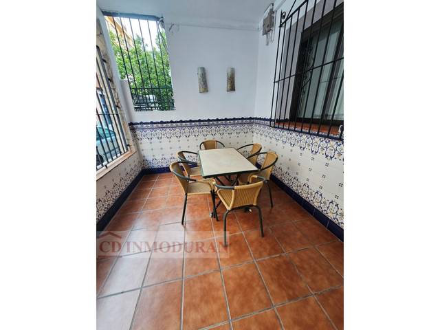 Casa-chalet en Alquiler en Calle Javea en Los Ángeles