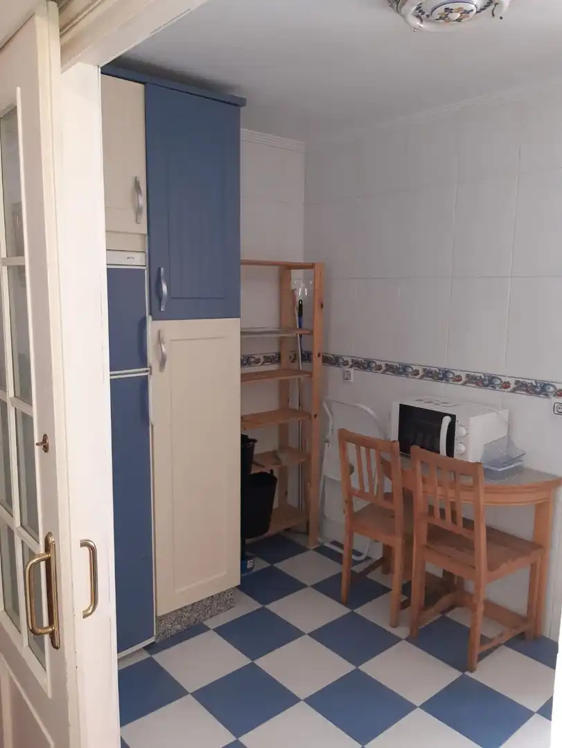Cocina de Piso de alquiler en Sevilla con Aire acondicionado, Amueblado y Horno