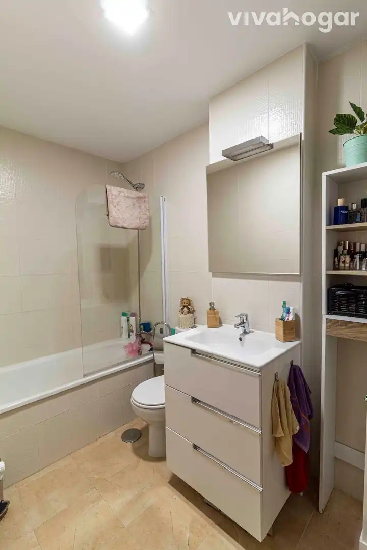 Baño de Piso en venta en Madrid con Aire acondicionado, Trastero y Piscina