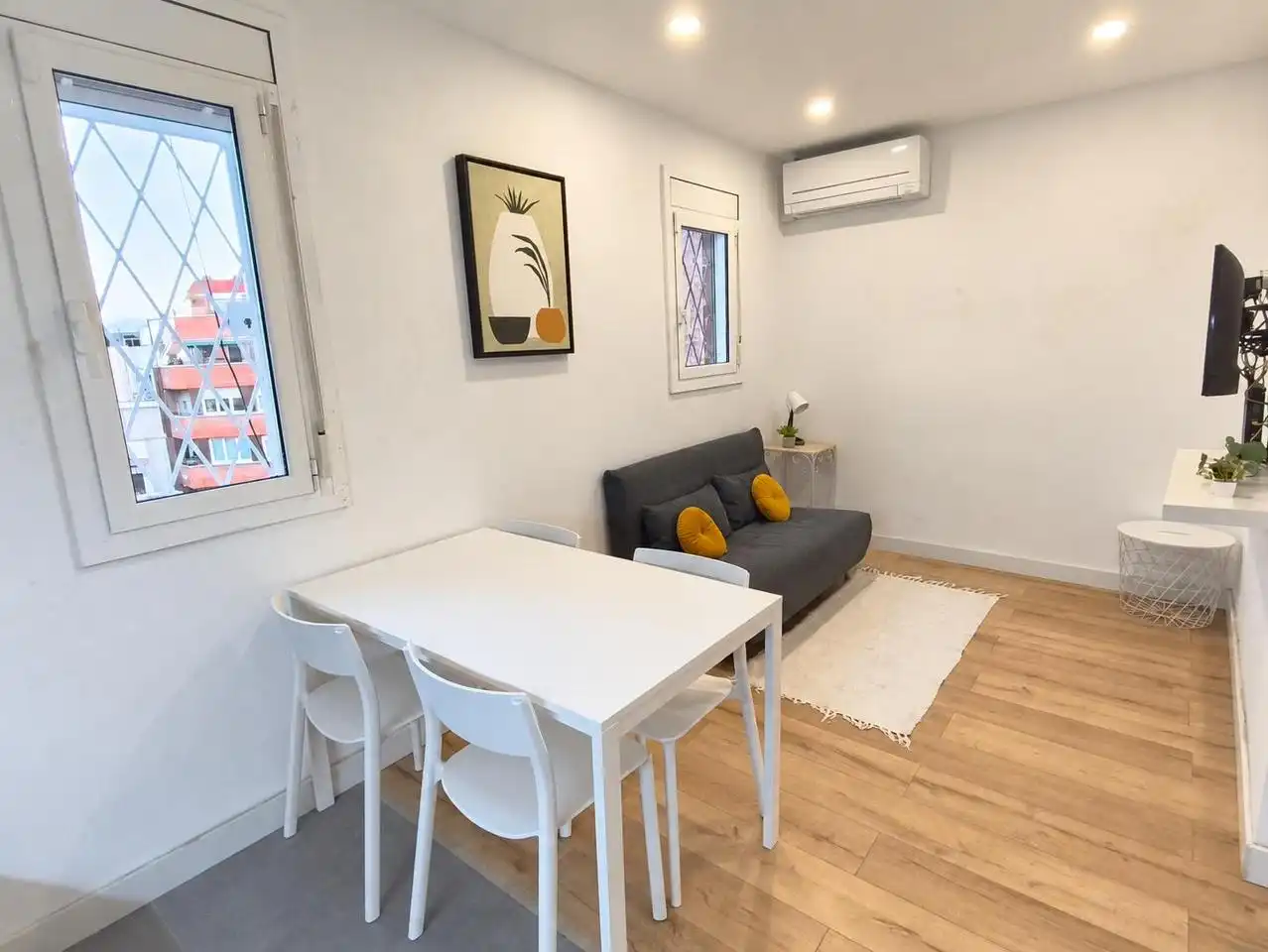 Sala de estar de Ático en venta en Barcelona con Aire acondicionado, Parquet y Amueblado