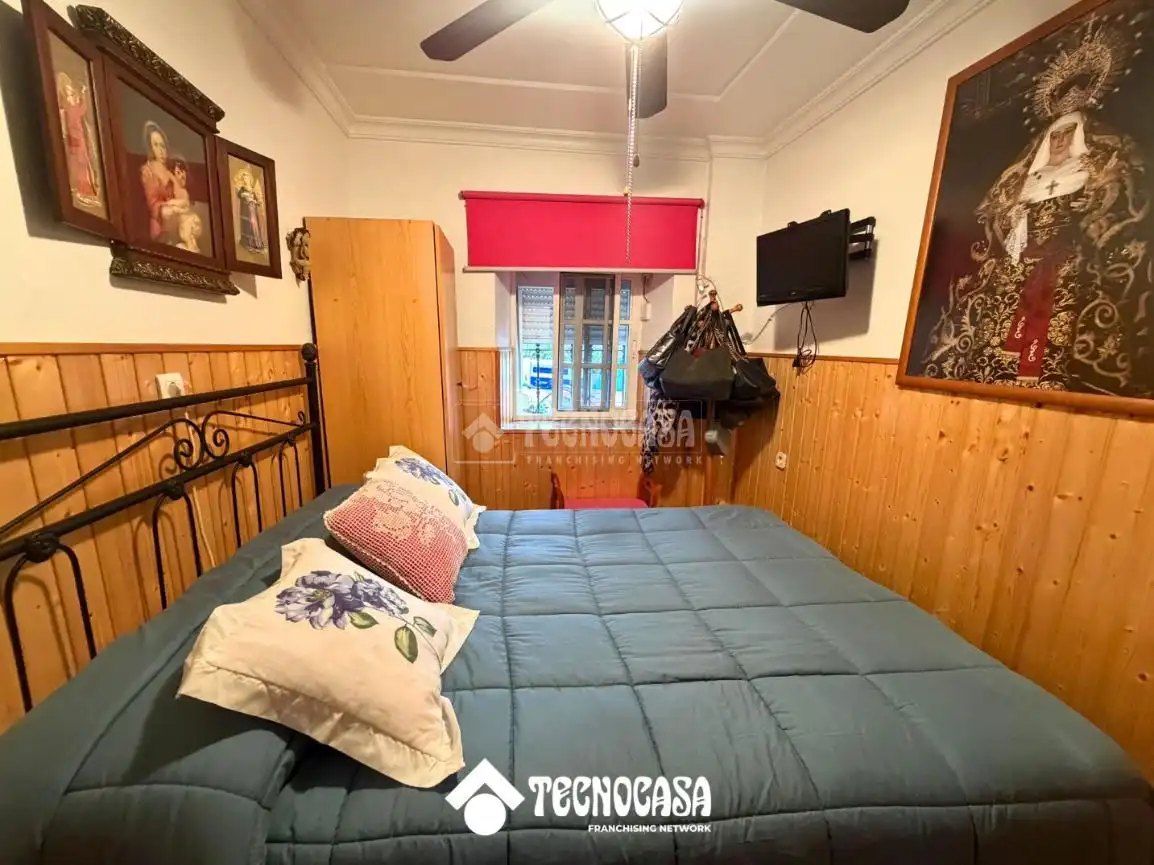 Habitación de Casa adosada en venta en Álora con Terraza y Balcón