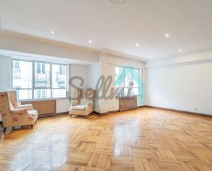 Living room of Flat to rent in Oviedo   with Heating and Parquet flooring