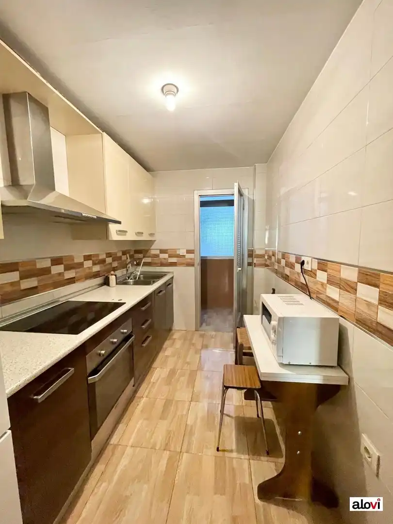 Appartamento con terrazza in affitto a Beiro, imagen 13