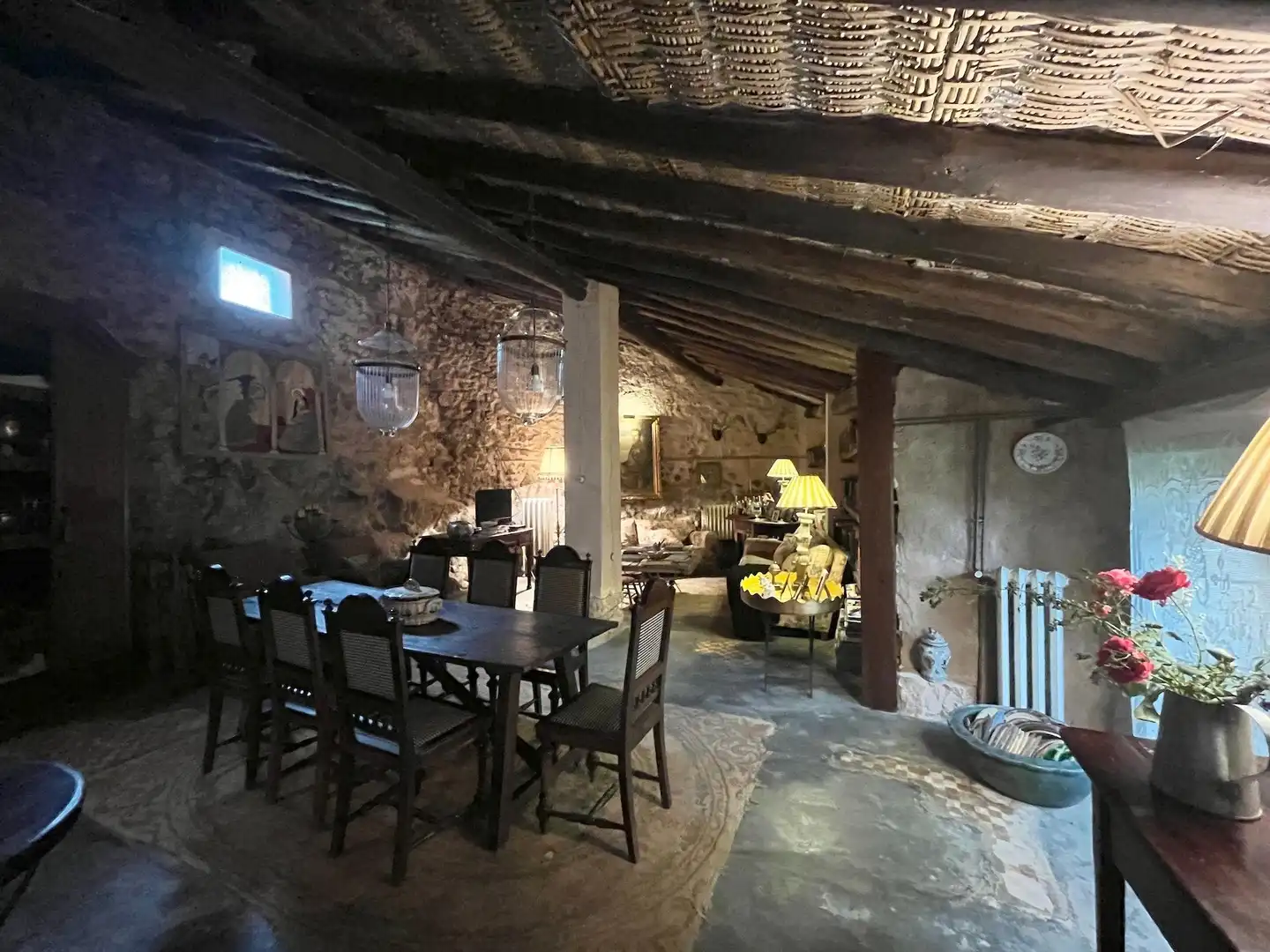 Menjador de Finca rústica en venda en Bea amb Calefacció, Terrassa i Moblat
