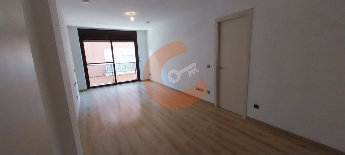 Bedroom of Flat for sale in El Vendrell  with Air Conditioner, Heating and Parquet flooring