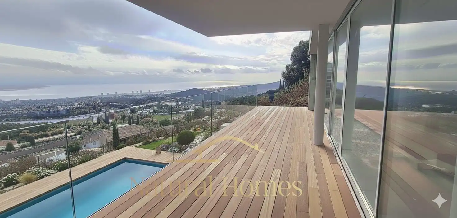 Terraza de Casa o chalet en venta en Mataró con Aire acondicionado, Calefacción y Jardín privado