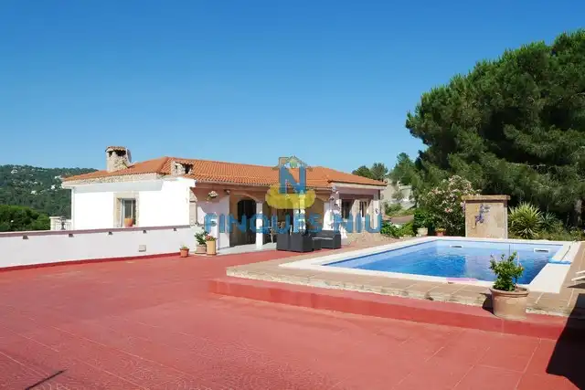 Xalet amb piscina en venda a Avinguda Rafael Albertí, imagen 2