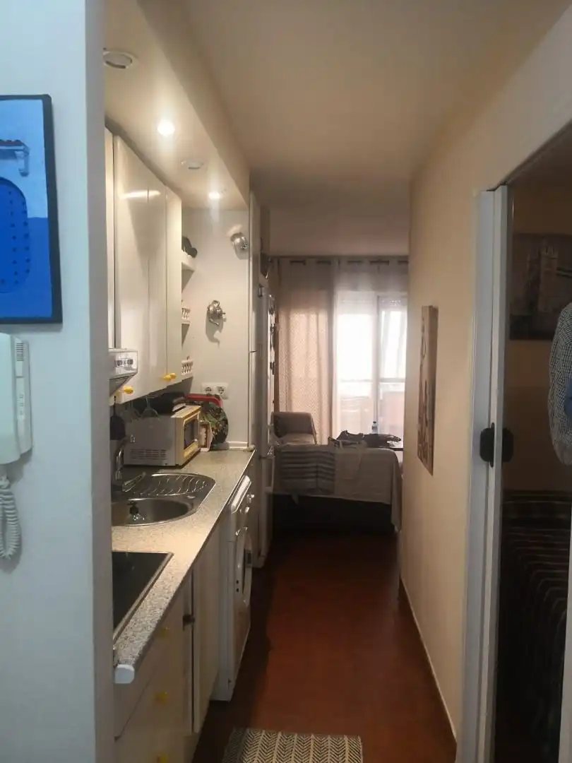 Piso de alquiler en Costa Getares-Playa, 27, San García