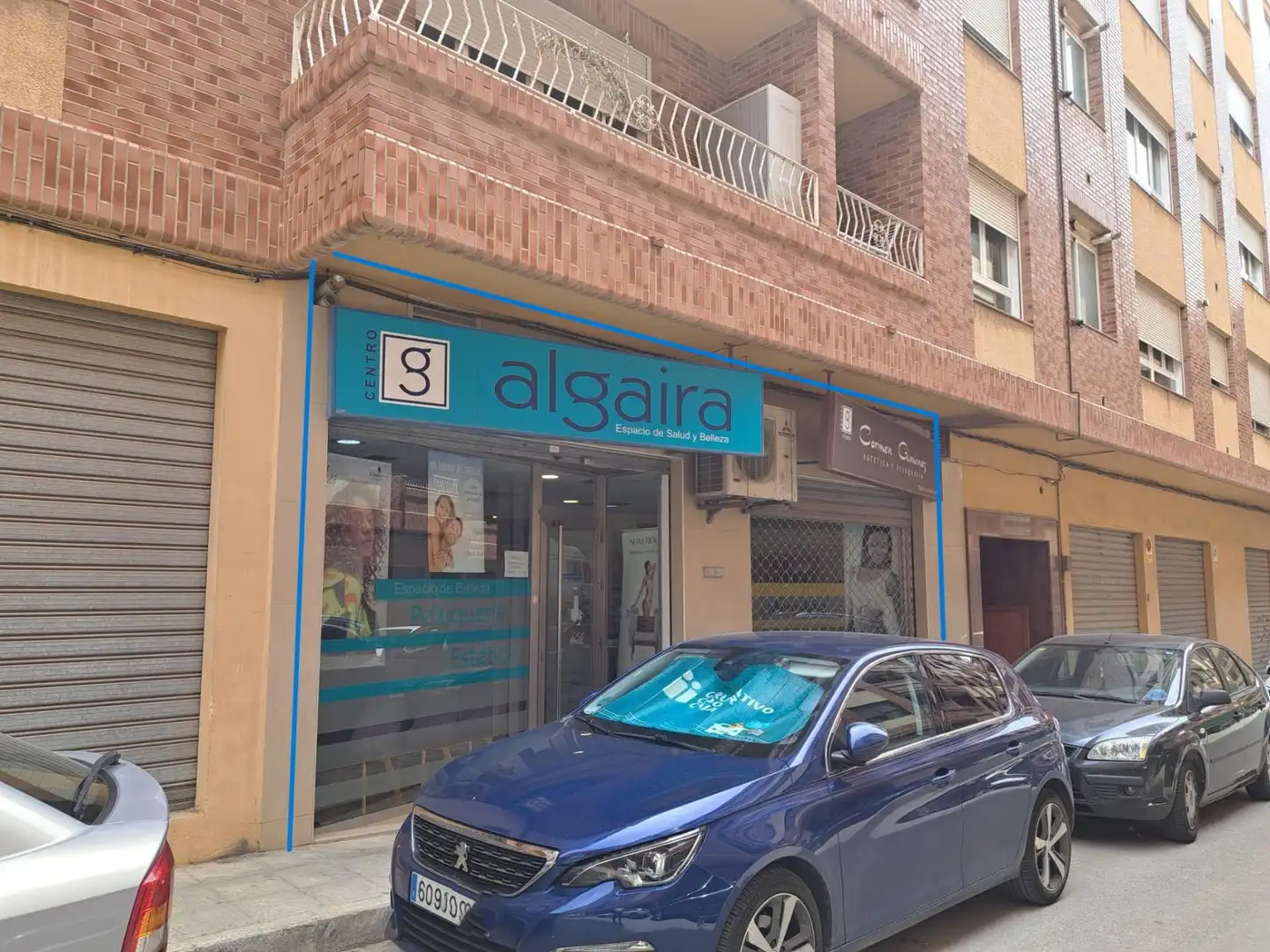 Local en venda en Requena amb Aire condicionat