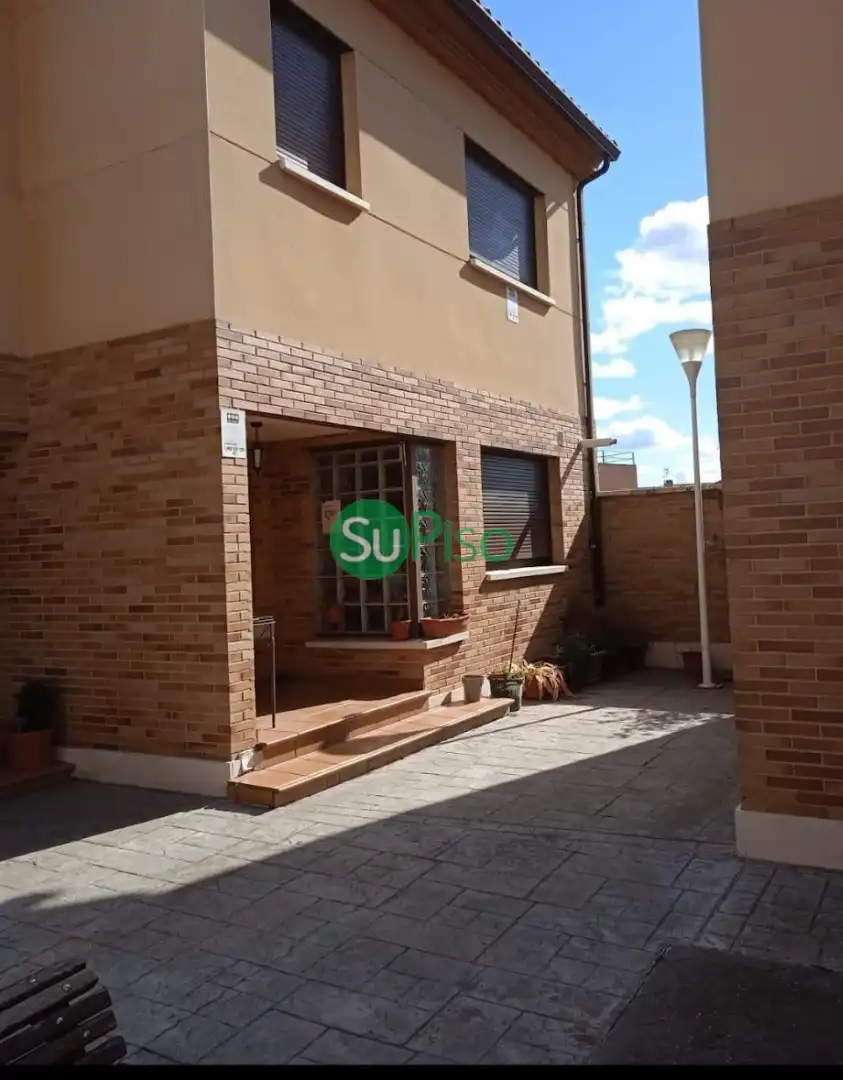 Chalet en venta en Calle Herradura 17, imagen 2