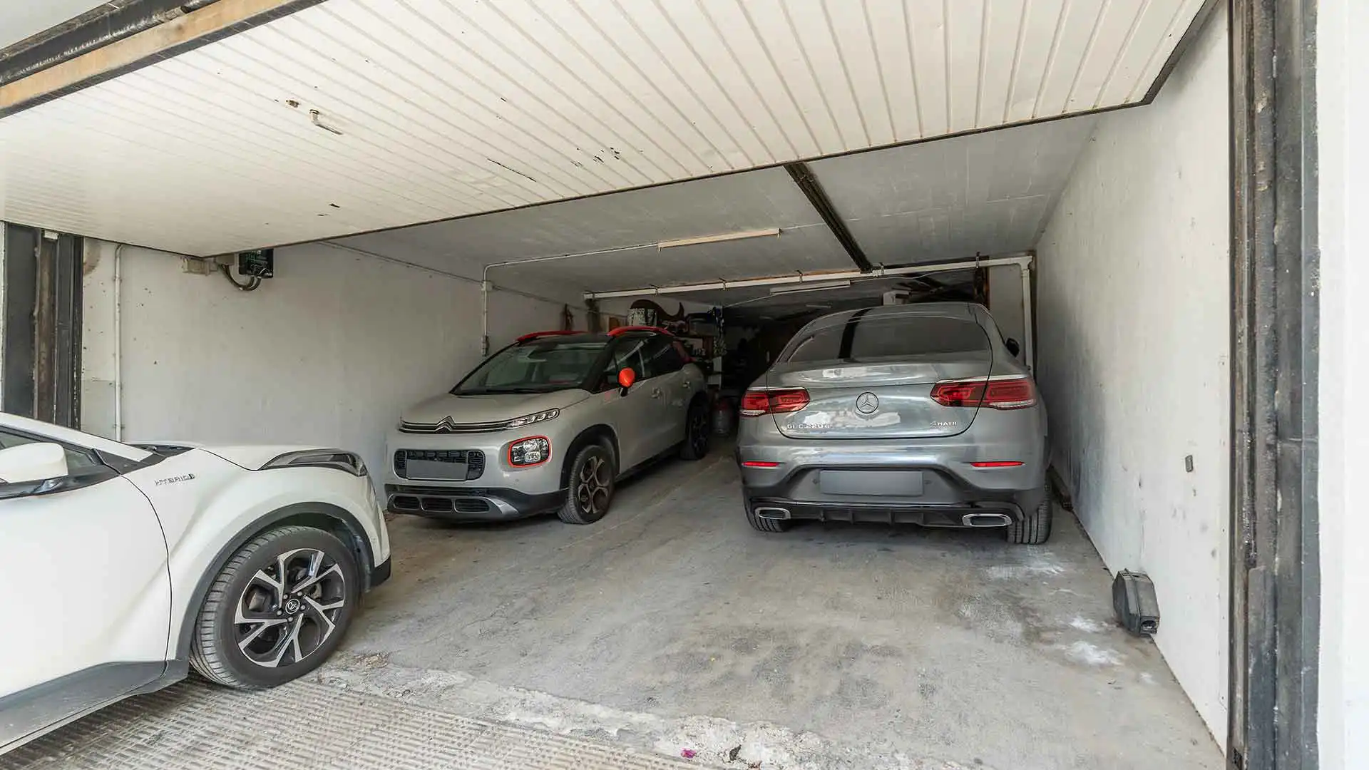 Parking of Houses for sale in Marbella  with Air Conditioner, Private garden and Terrace