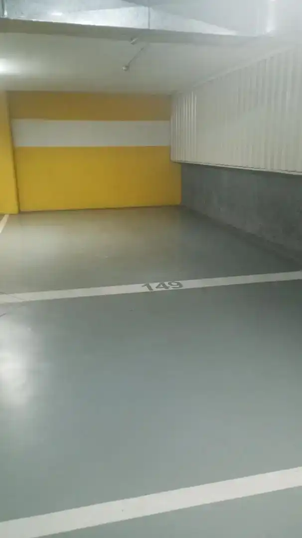 Parking of Garage for rent in Córdoba