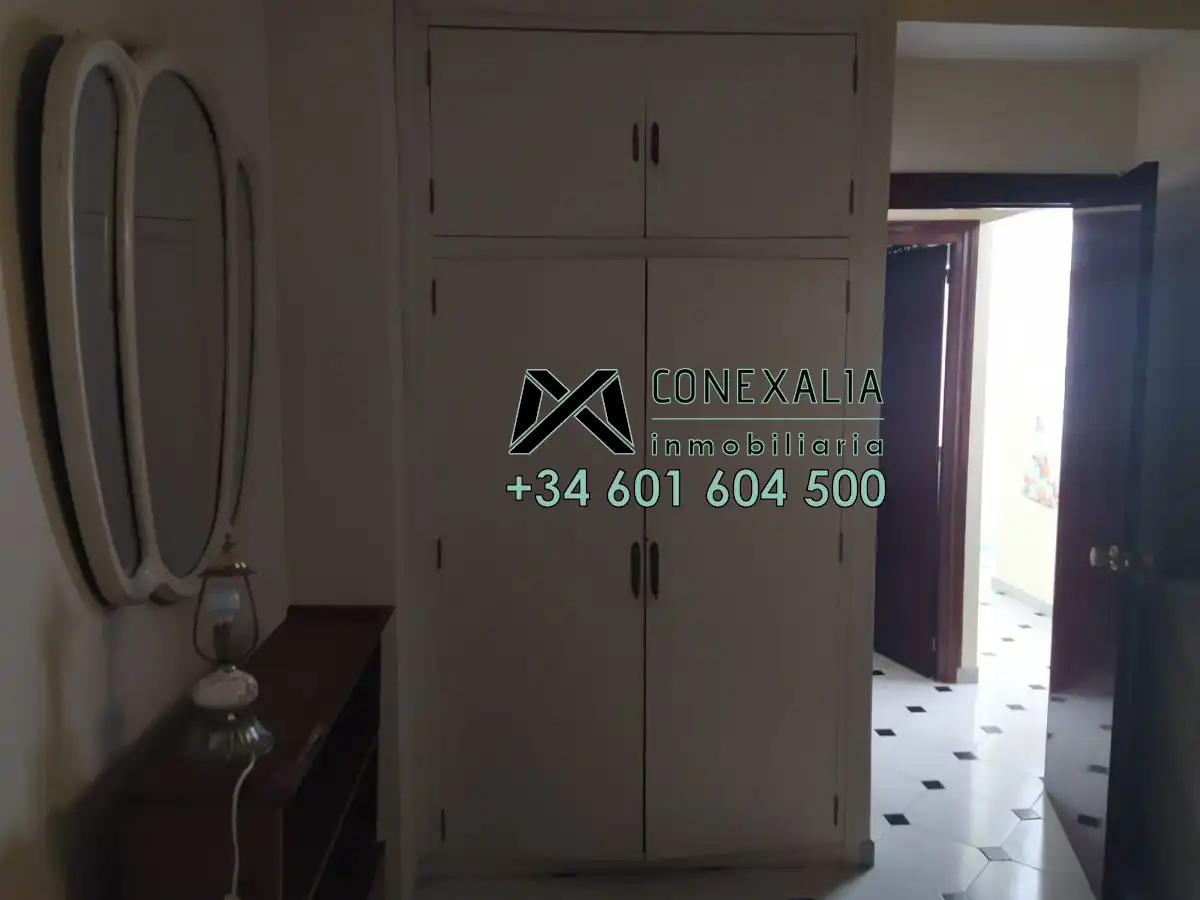 Habitación de Piso en venta en Olvera con Terraza y Balcón