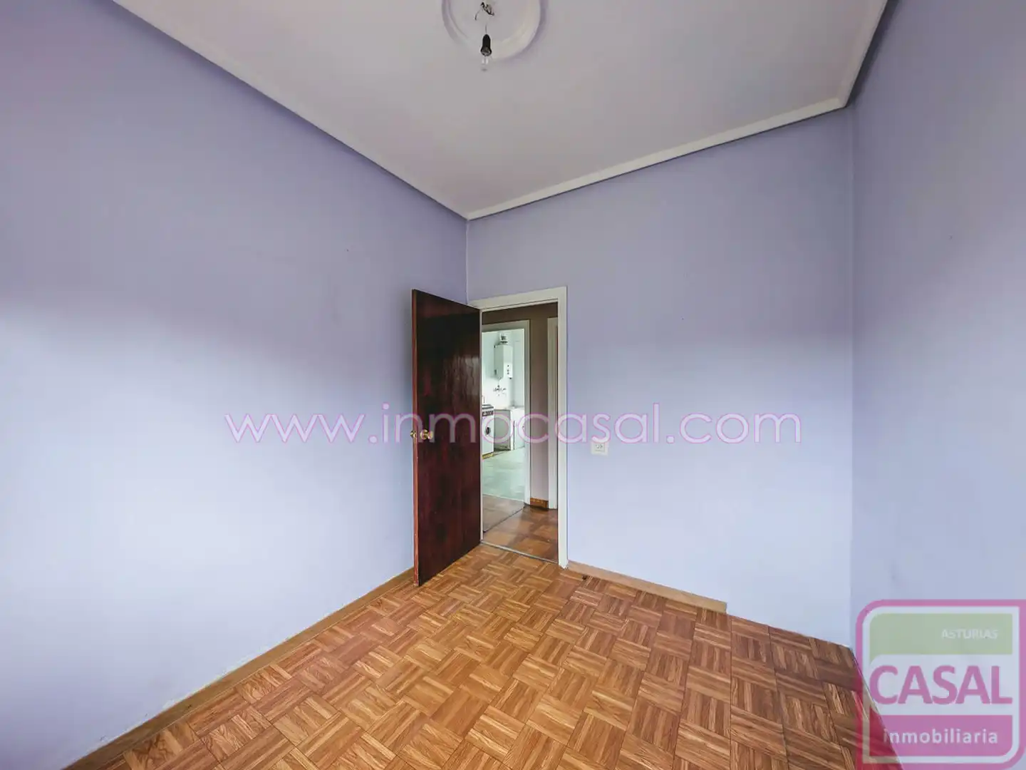 Habitación de Casa o chalet en venta en Oviedo  con Calefacción y Trastero