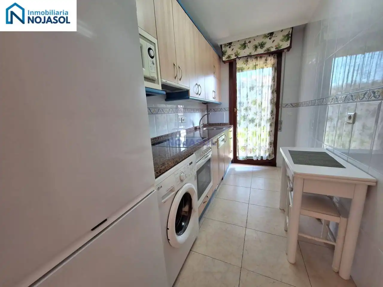 Appartement compact avec piscine à louer à Avenida Ris 32, imagen 27