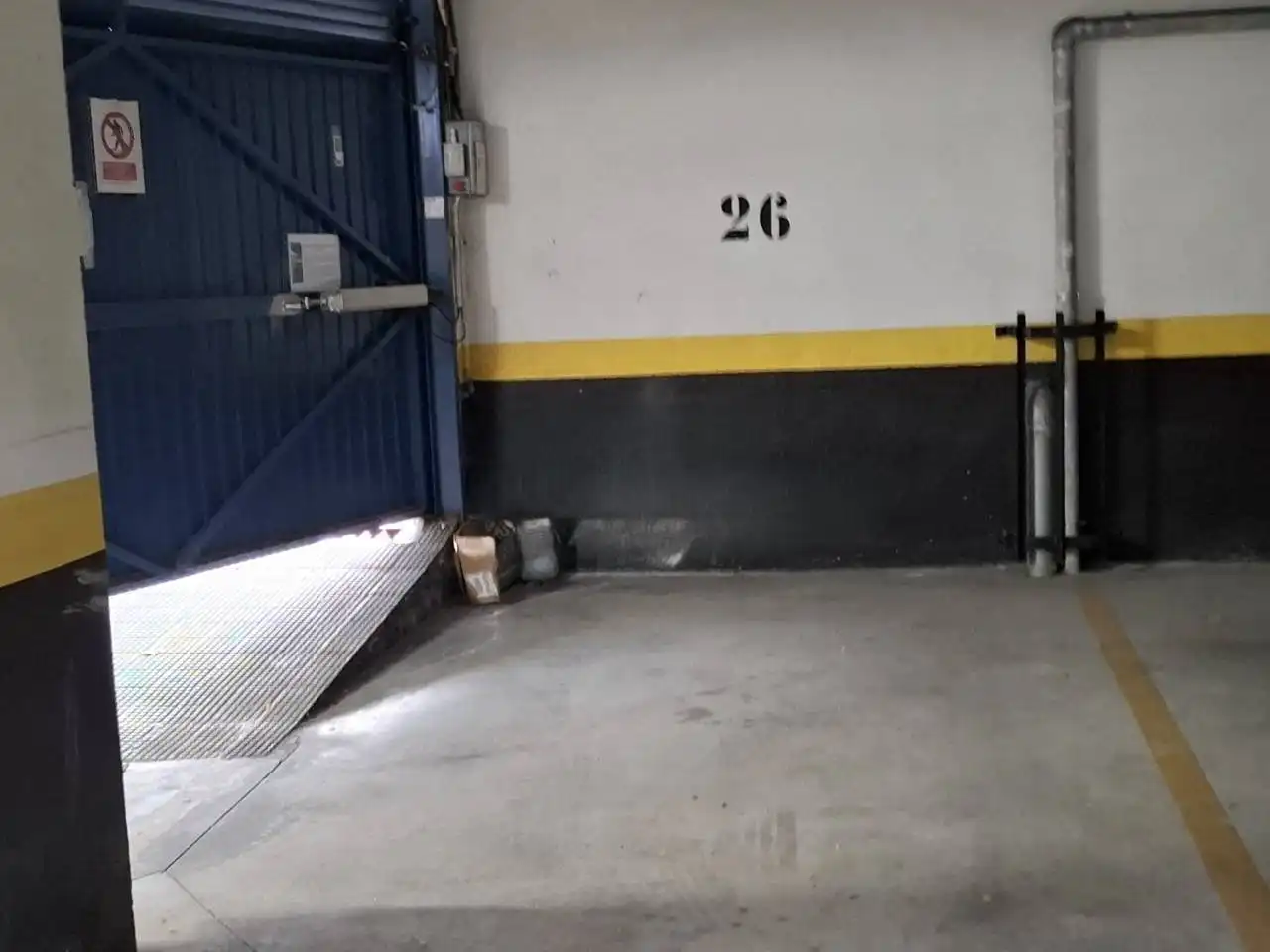 Parking of Office for rent in Madrid  with Air Conditioner, Heating and Alarm