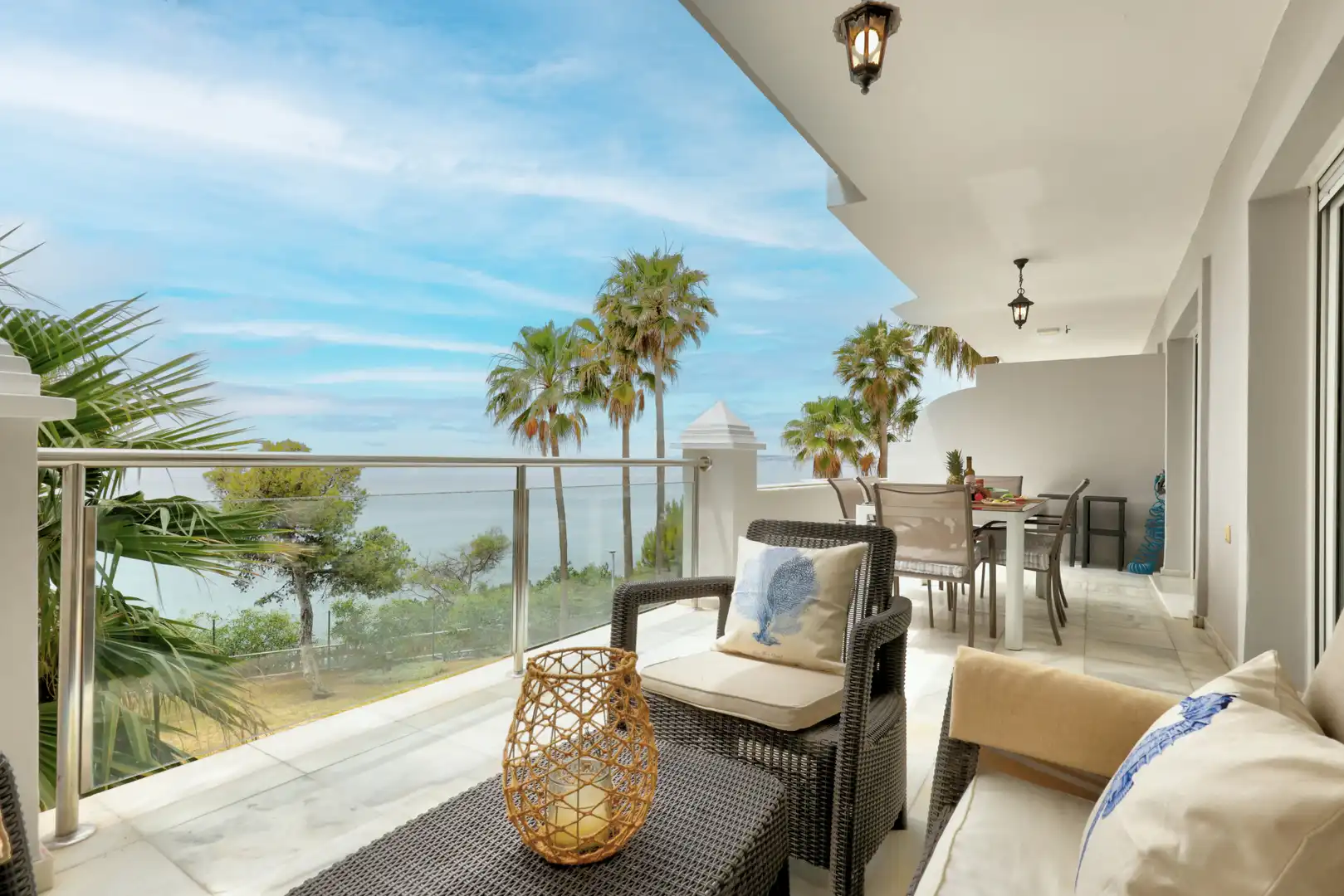 Terrassa de Apartament en venda en Estepona amb Aire condicionat, Jardí privat i Terrassa