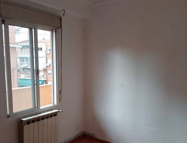 Piso en Venta en Radio en Opañel