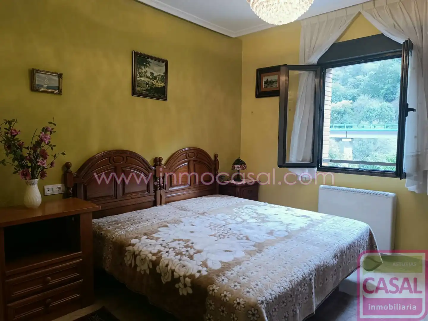 Schlafzimmer von Wohnung zur Miete in Aller mit Heizung, Abstellraum und Möbliert