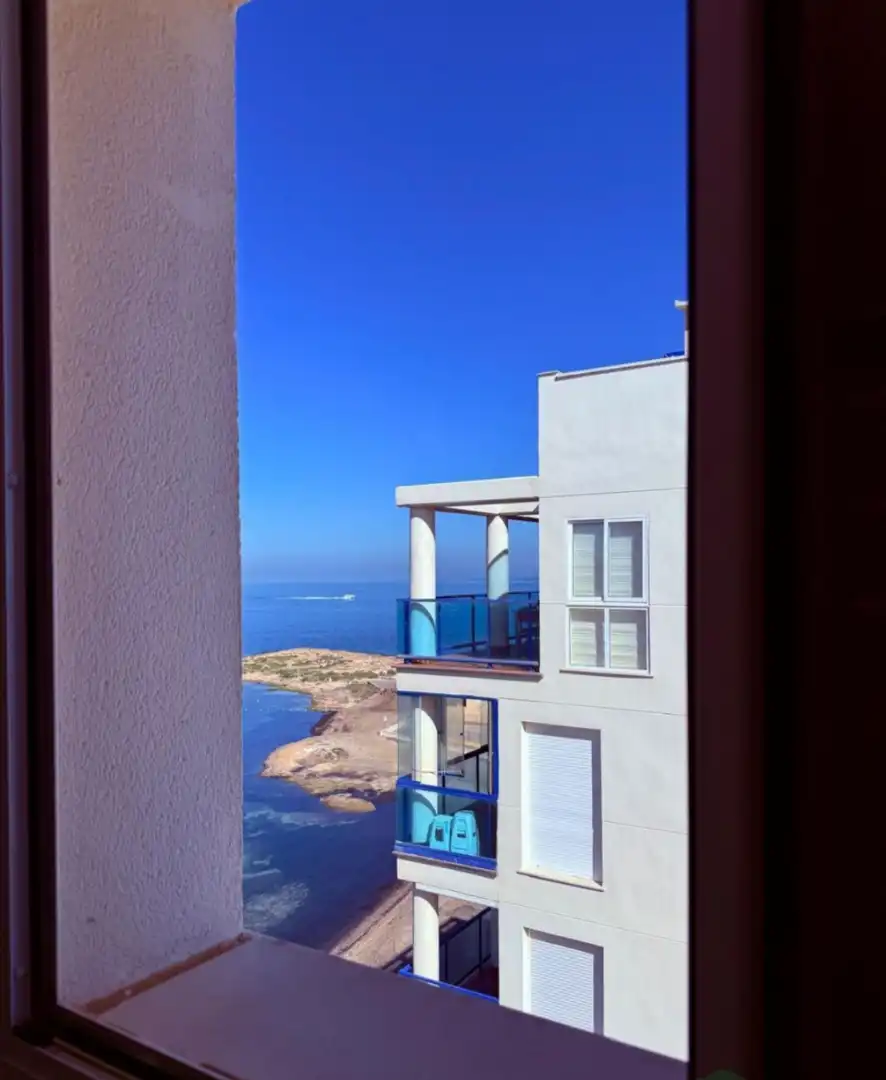 Terrasse von Dachboden zum Verkauf in La Manga del Mar Menor mit Klimaanlage, Abstellraum und Möbliert