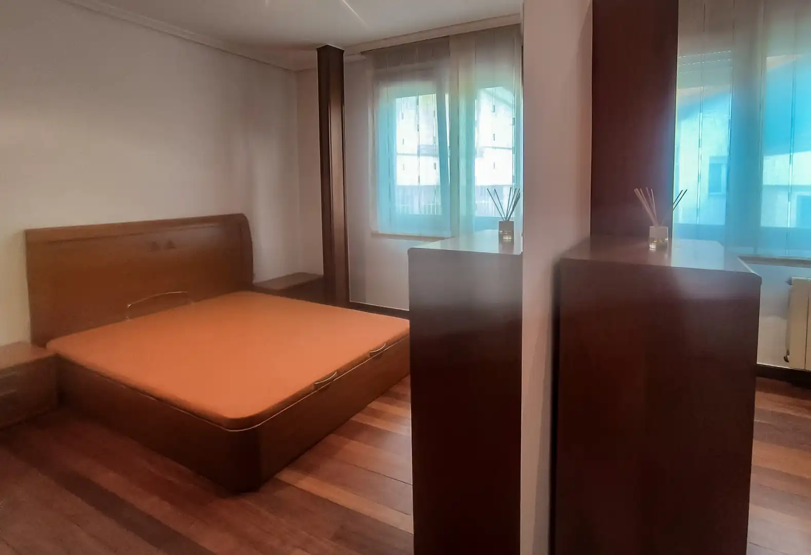 Bedroom of Flat for sale in Torrelavega 