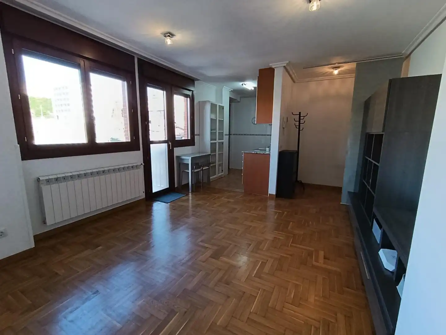 Living room of Apartments for sale in Avilés  with Heating, Parquet flooring and Storage room