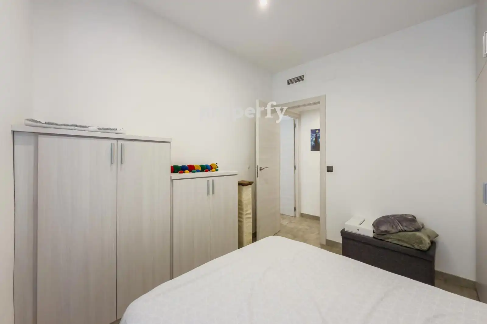 Piso en venta en Provença, El Camp de l'Arpa del Clot