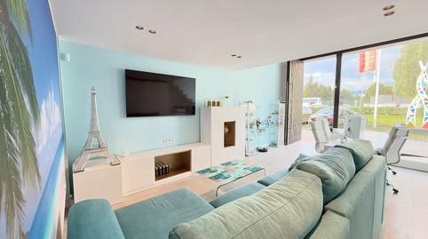 Photo 2 of Office to rent in Puerto Banús, Marbella