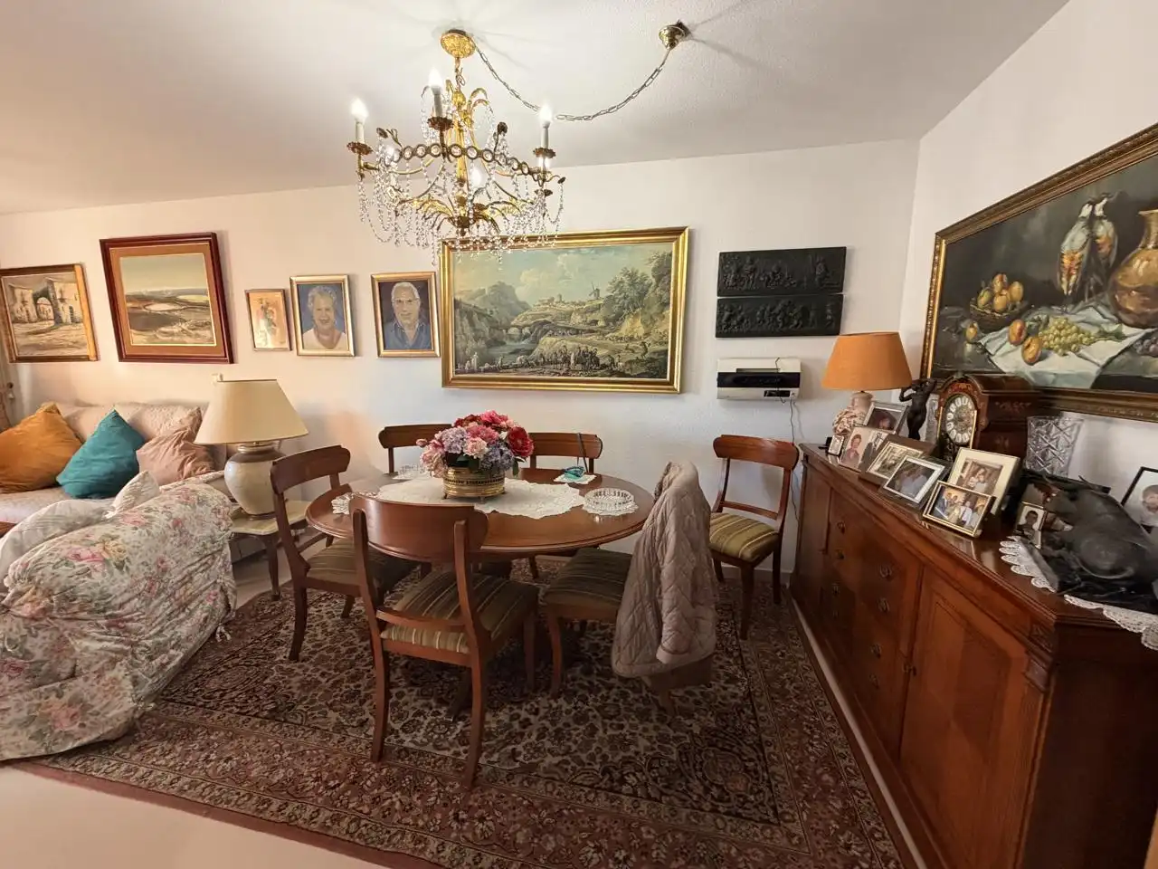 Comedor de Piso en venta en Alicante / Alacant con Terraza, Trastero y Piscina comunitaria