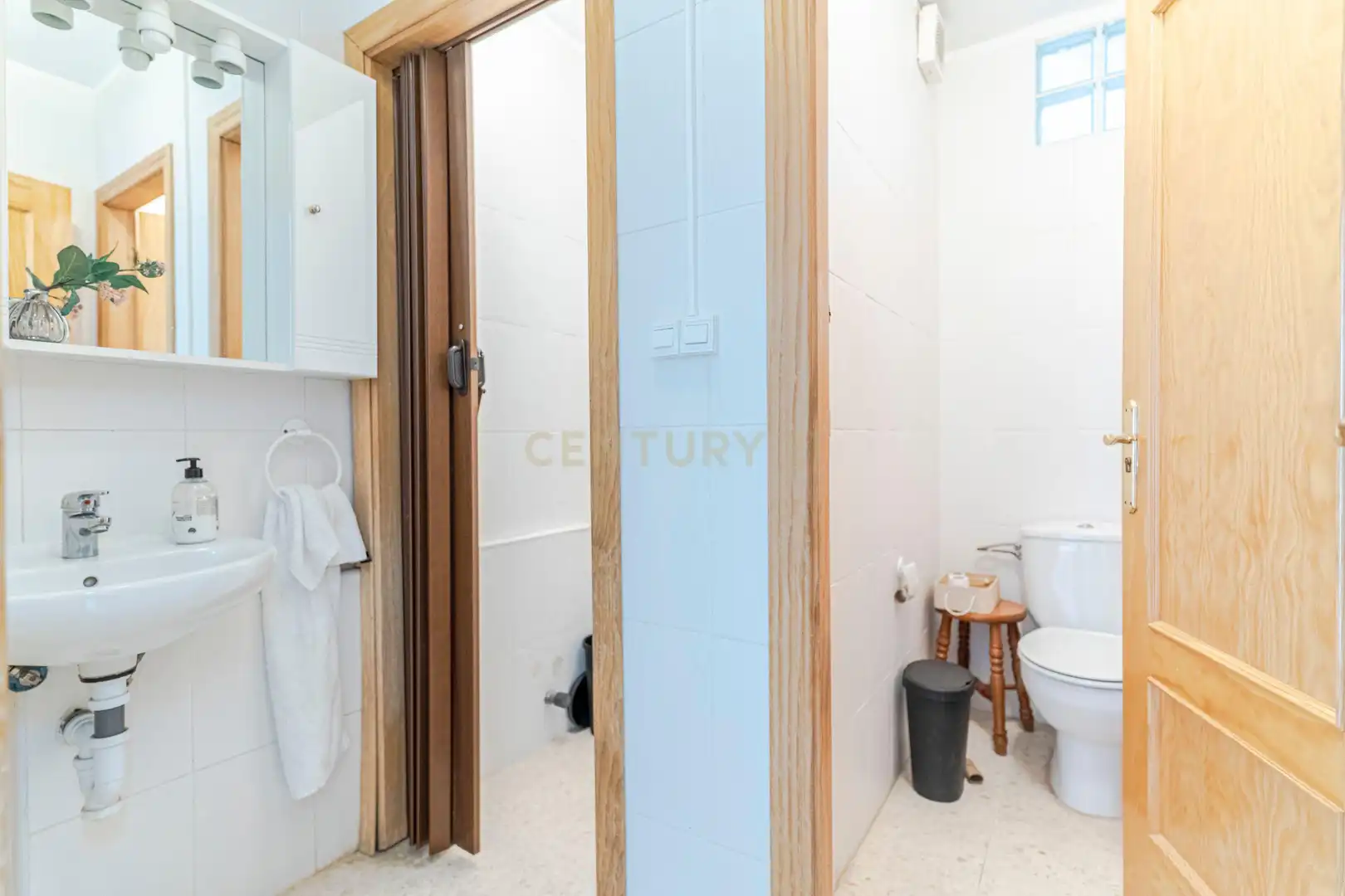 Baño de Edificio en venta en Gójar