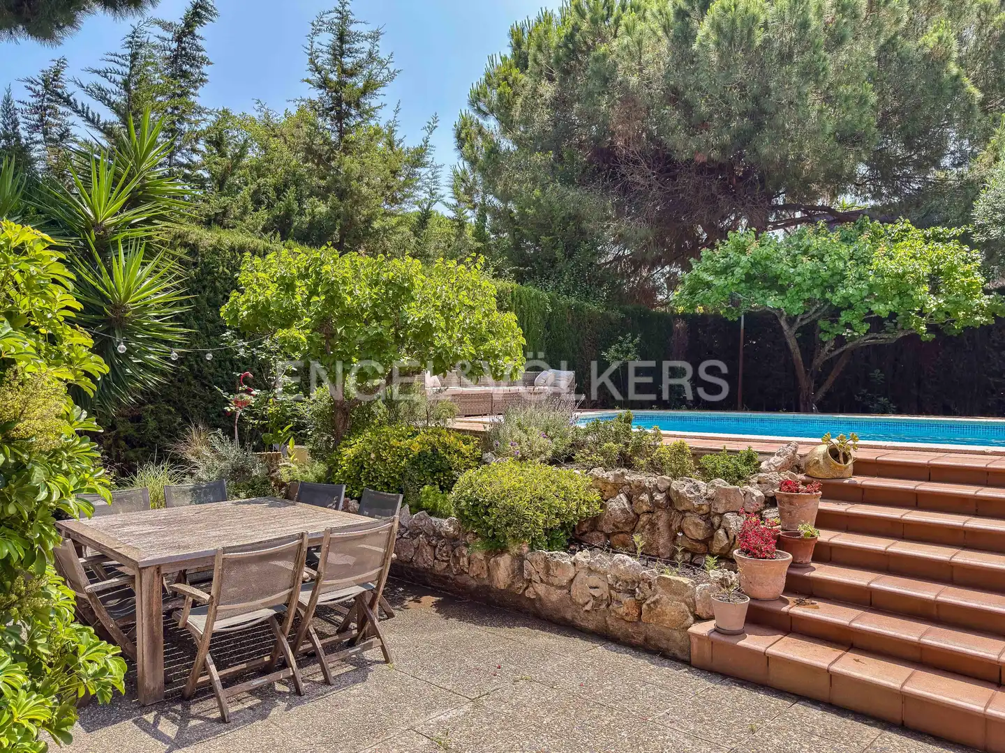 Garden of Houses for sale in Gavà  with Air Conditioner, Heating and Private garden