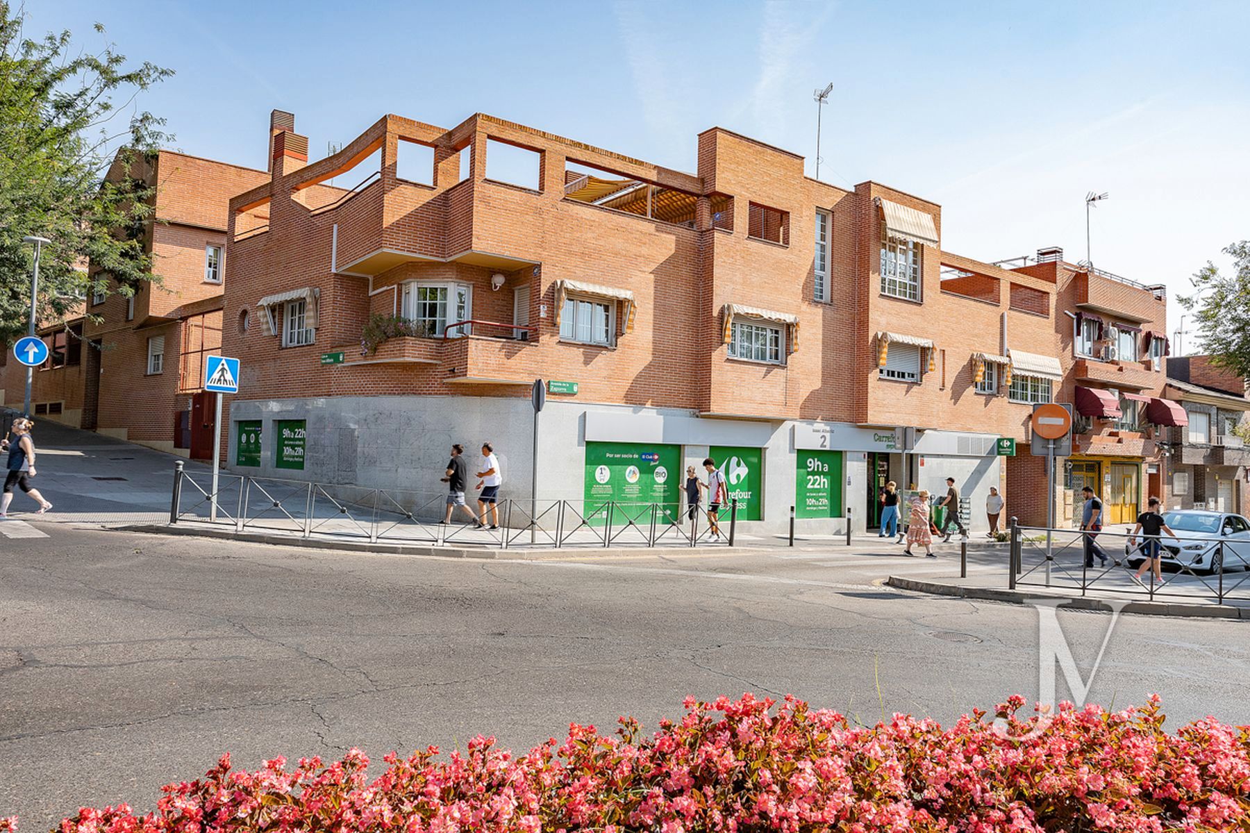 Exterior view of Premises for sale in Alcobendas  with Air Conditioner and Heating