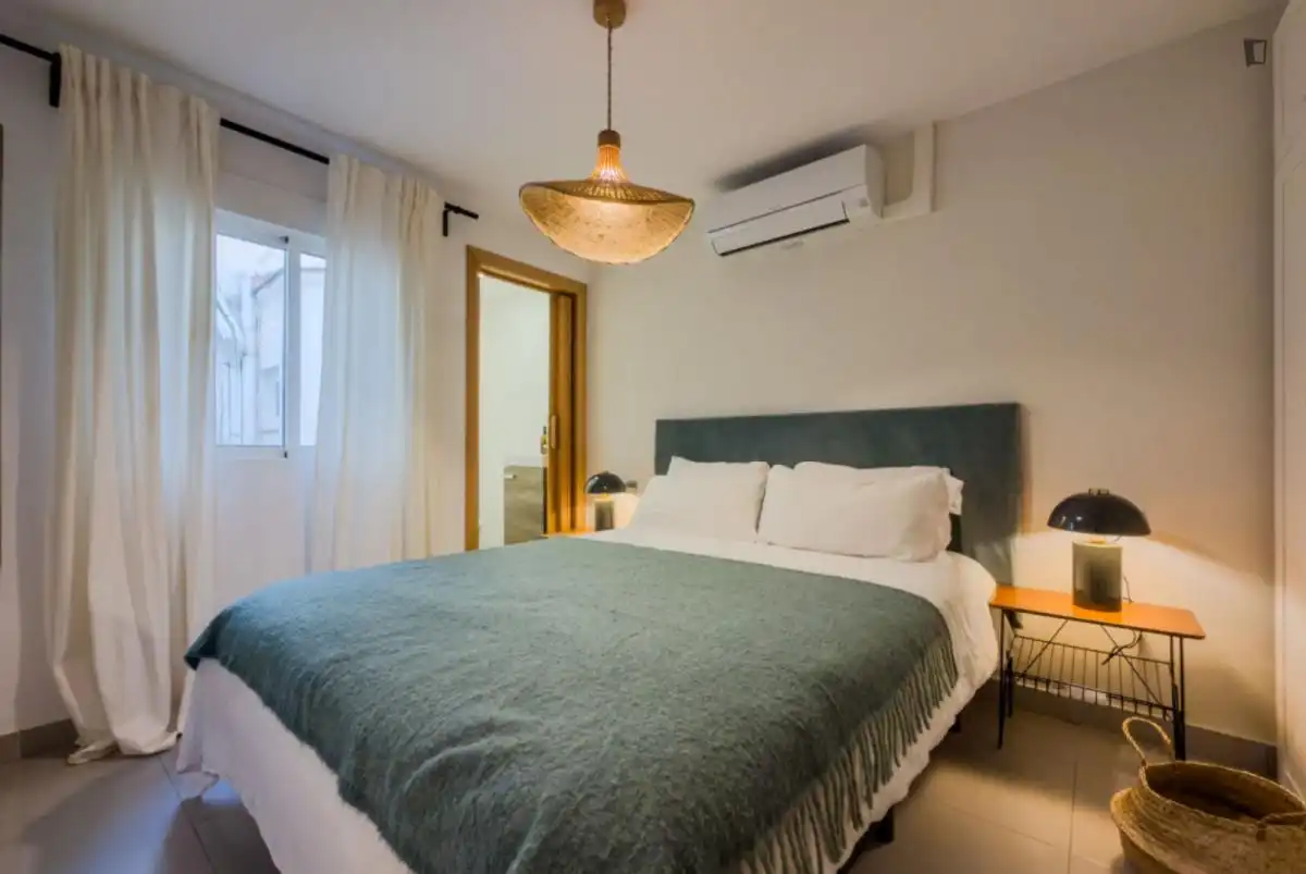 Habitación de Apartamento de alquiler en Barcelona con Aire acondicionado, Calefacción y Amueblado