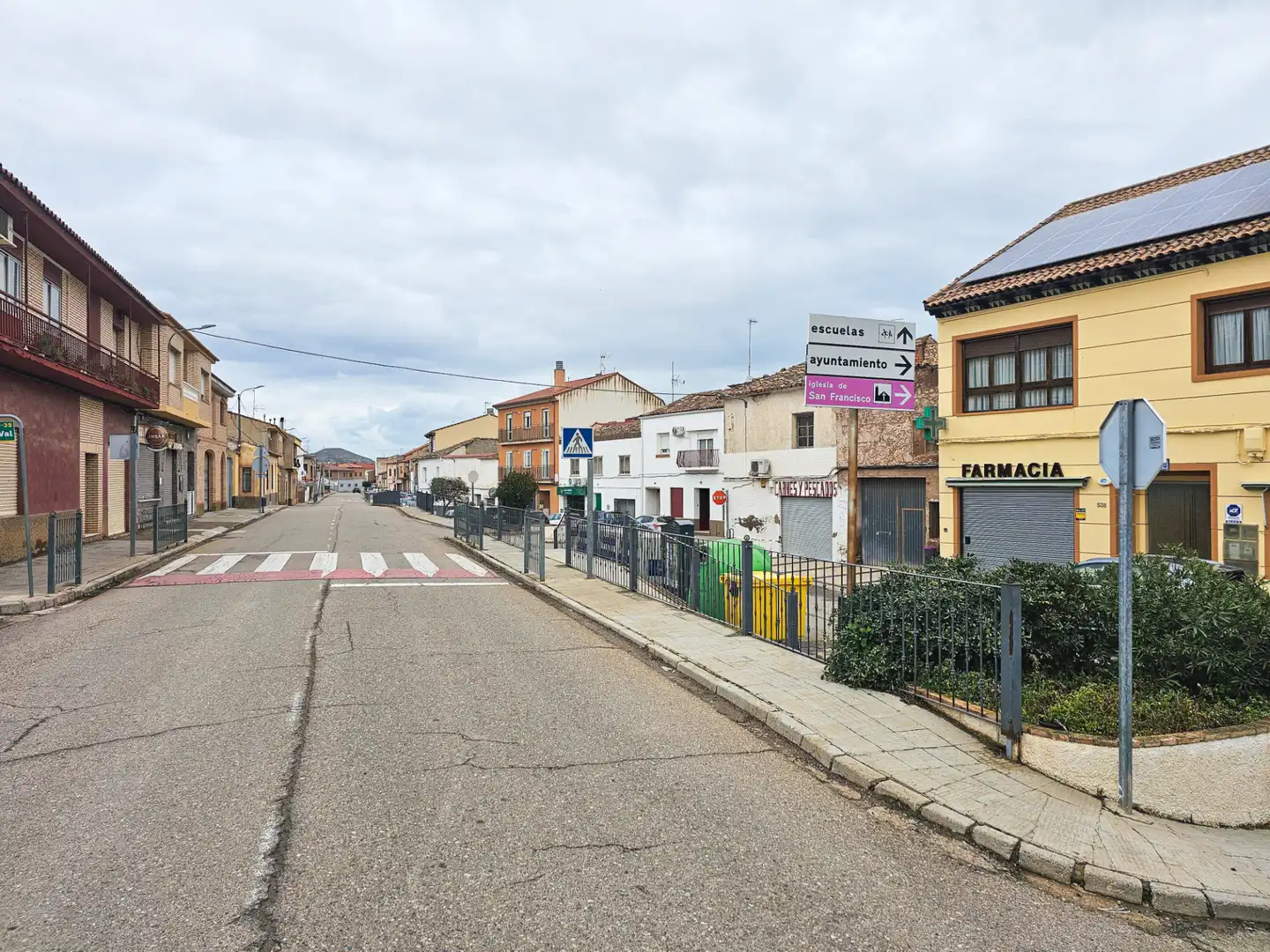 Vista exterior de Casa adosada en venda en Lumpiaque