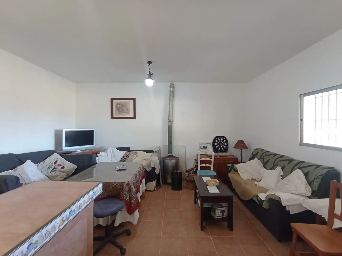 Sala d'estar de Finca rústica en venda en Chipiona amb Calefacció