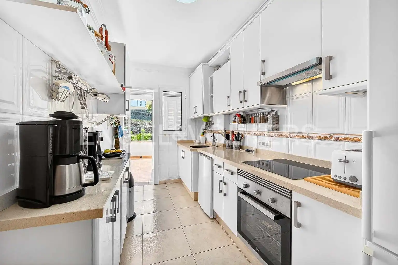 Cocina de Piso en venta en Adeje con Terraza, Piscina y Amueblado