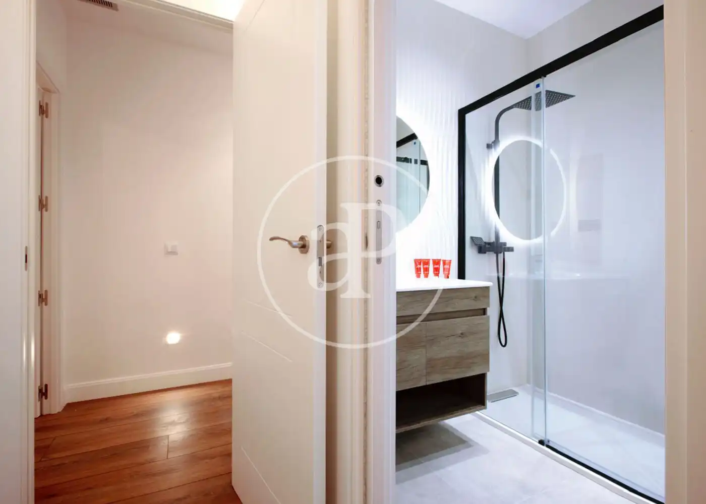 Baño de Piso en venta en Madrid con Aire acondicionado y Calefacción