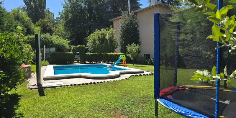 Casa o chalet en venta en Avenida Constitución , Arenas de San Pedro