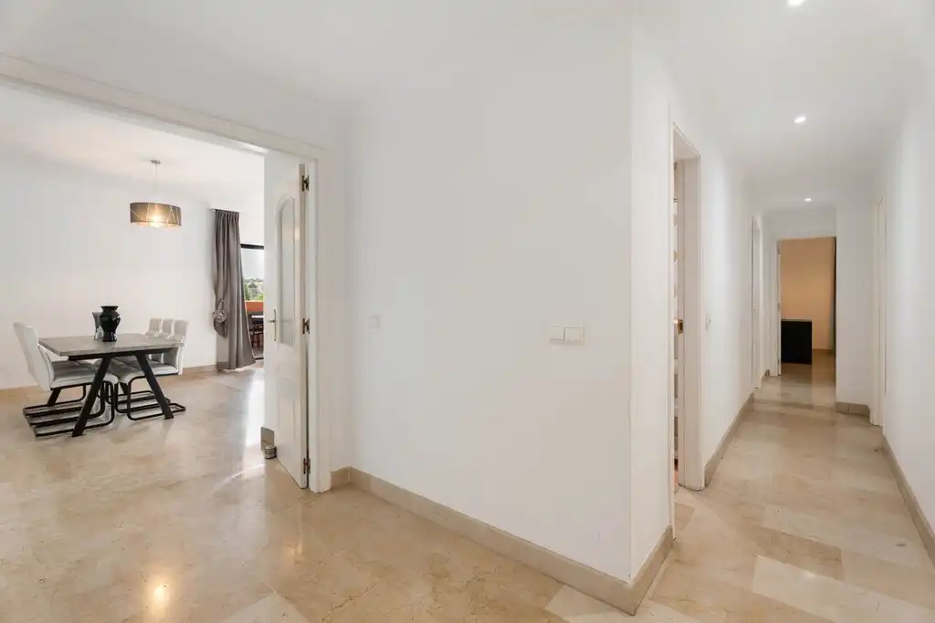 Bajo con piscina en venta en Elviria - Cabopino, imagen 13